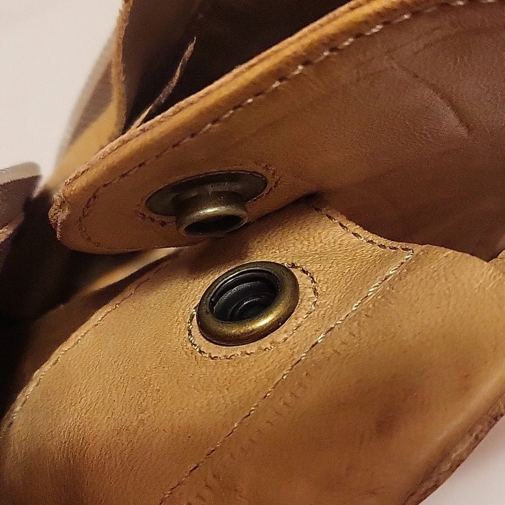 Open Toe Tan Wedge - Picture 7 of 8